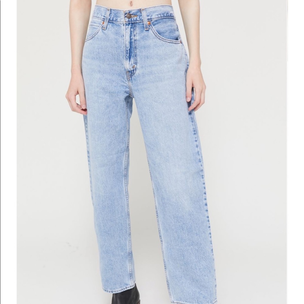 Dad jean Levi’s, wedgie fit